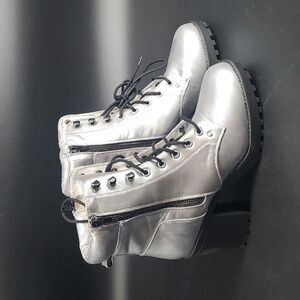 MIA Silver Platform Lace-up Moto Boots Size 9